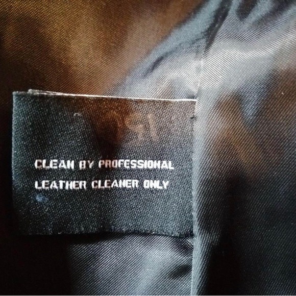 Anne Klein leather jacket.  Size small, black - Picture 5 of 6
